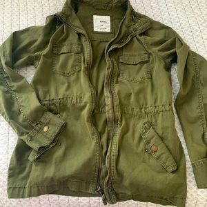 Women’s green utility jacket